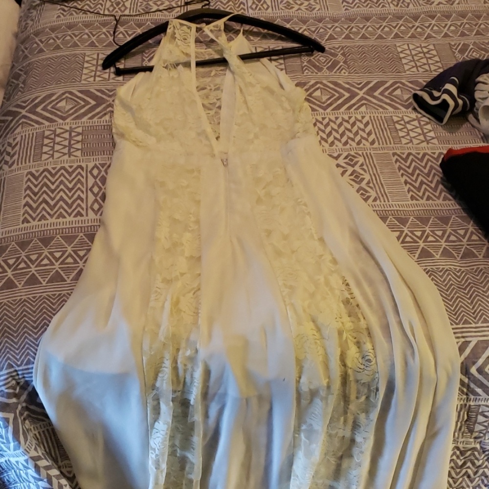 Dress - Picture 3 of 4